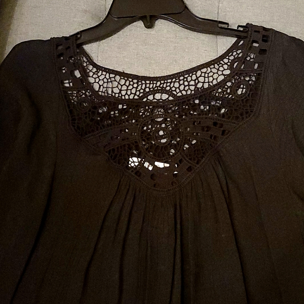 Blousy black top